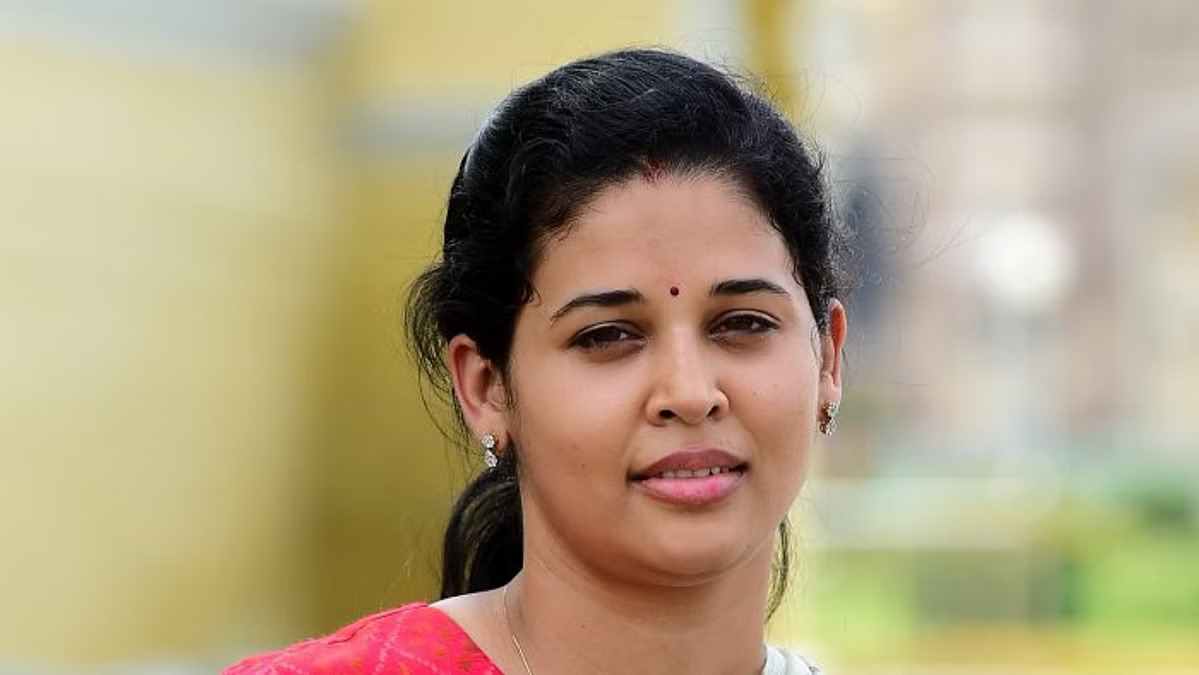 Rohini Sindhuri 