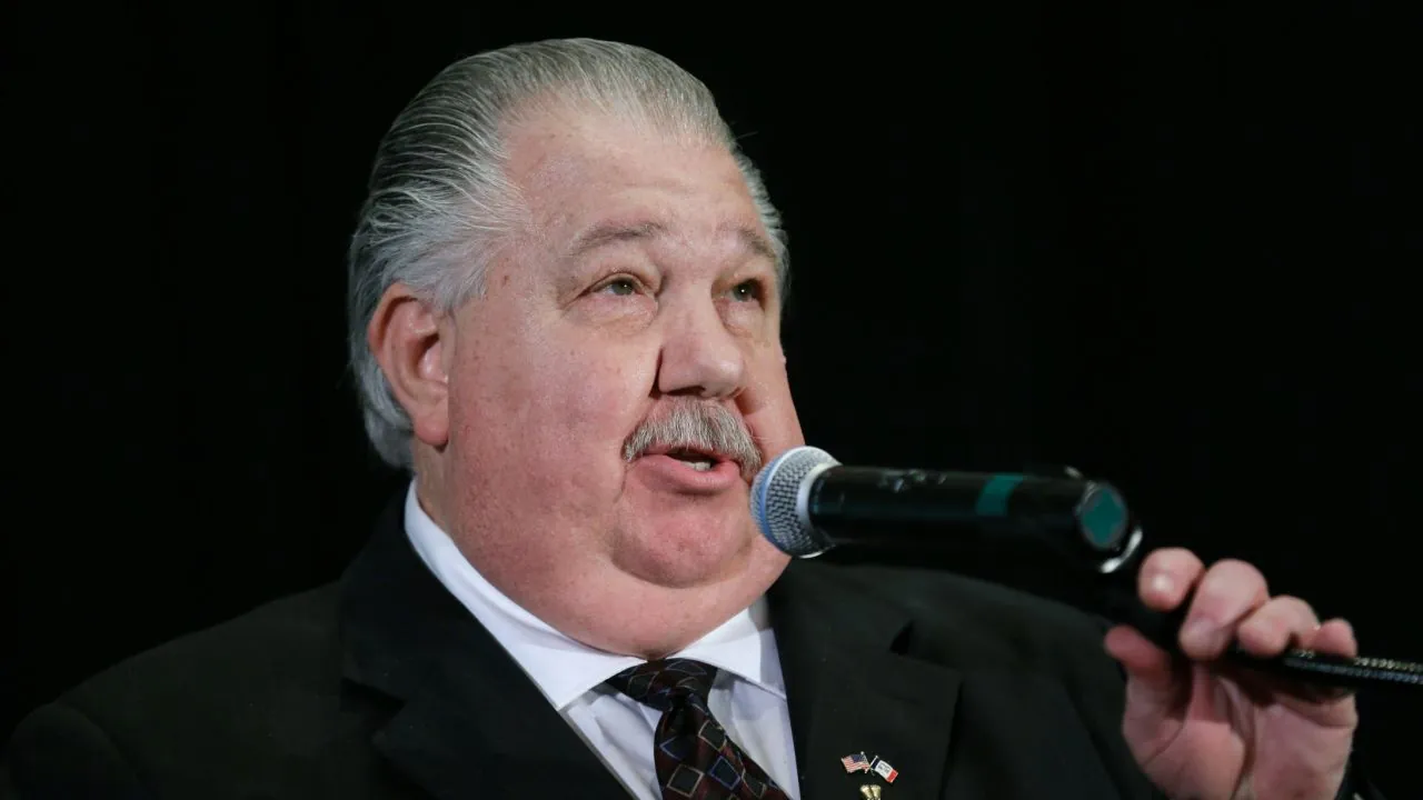 Sam Clovis